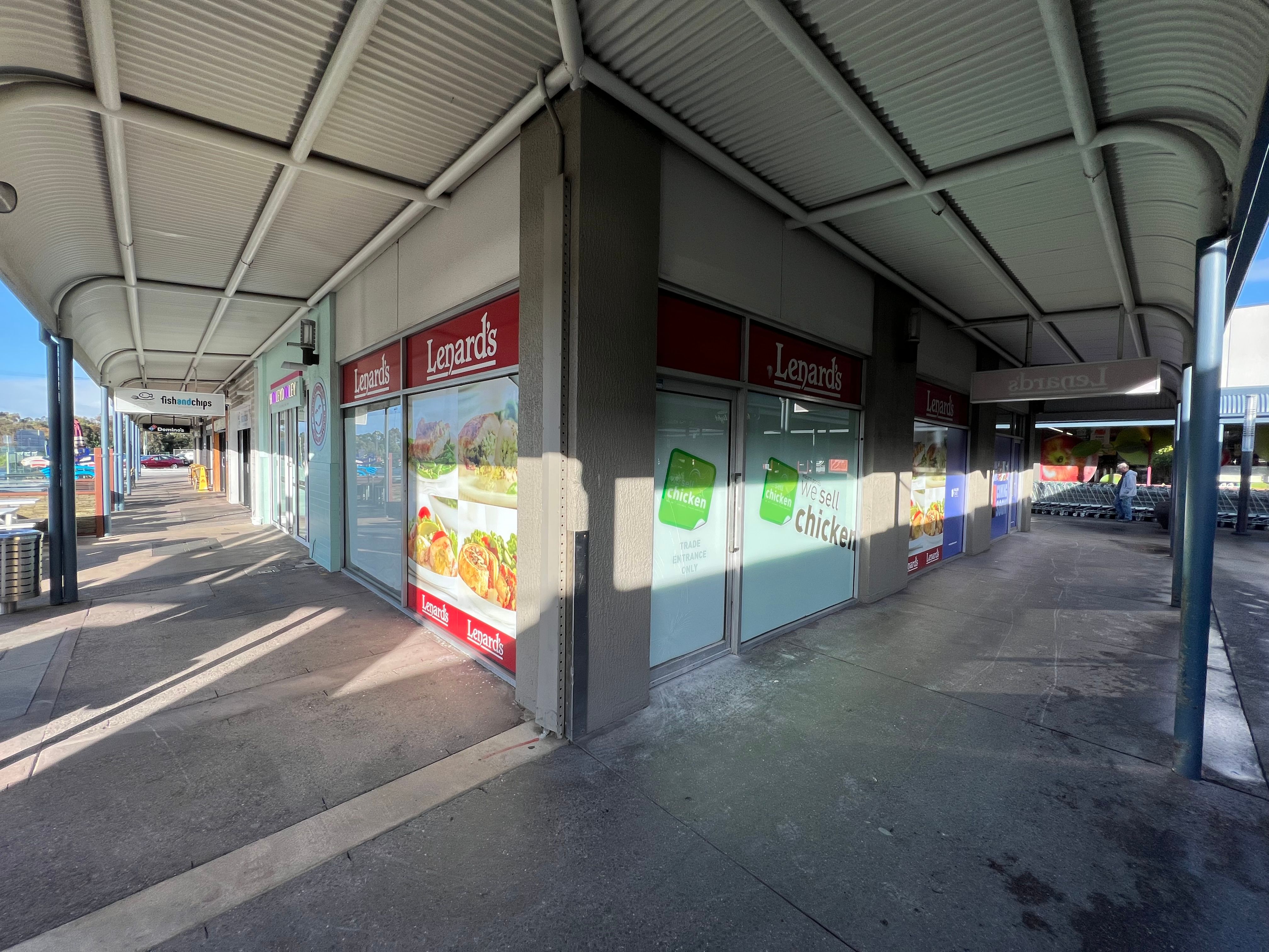 Lenards Chicken shop front